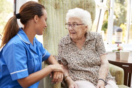 How to Find Trustworthy Caregivers for Seniors in Virginia